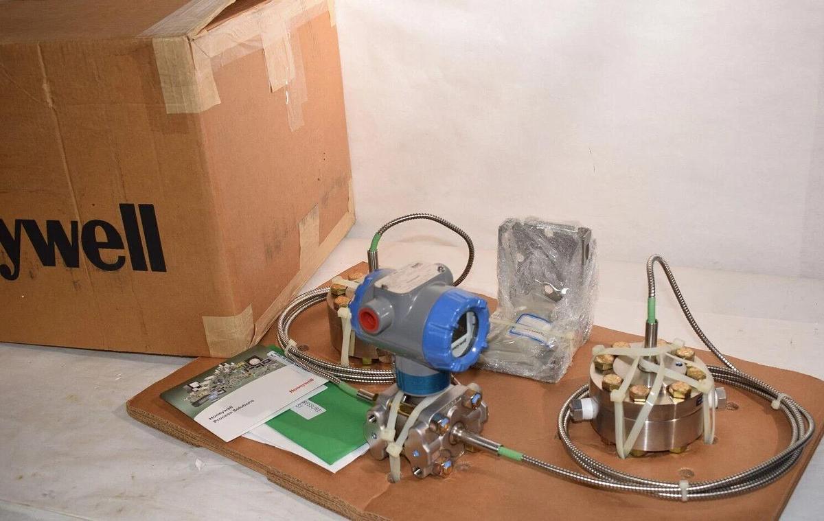 Honeywell STR800 DP Remote Seal ST800 YSTR82D-21CC5B0-(YYY)JBC(Y)S(Y)-B   (NEW)