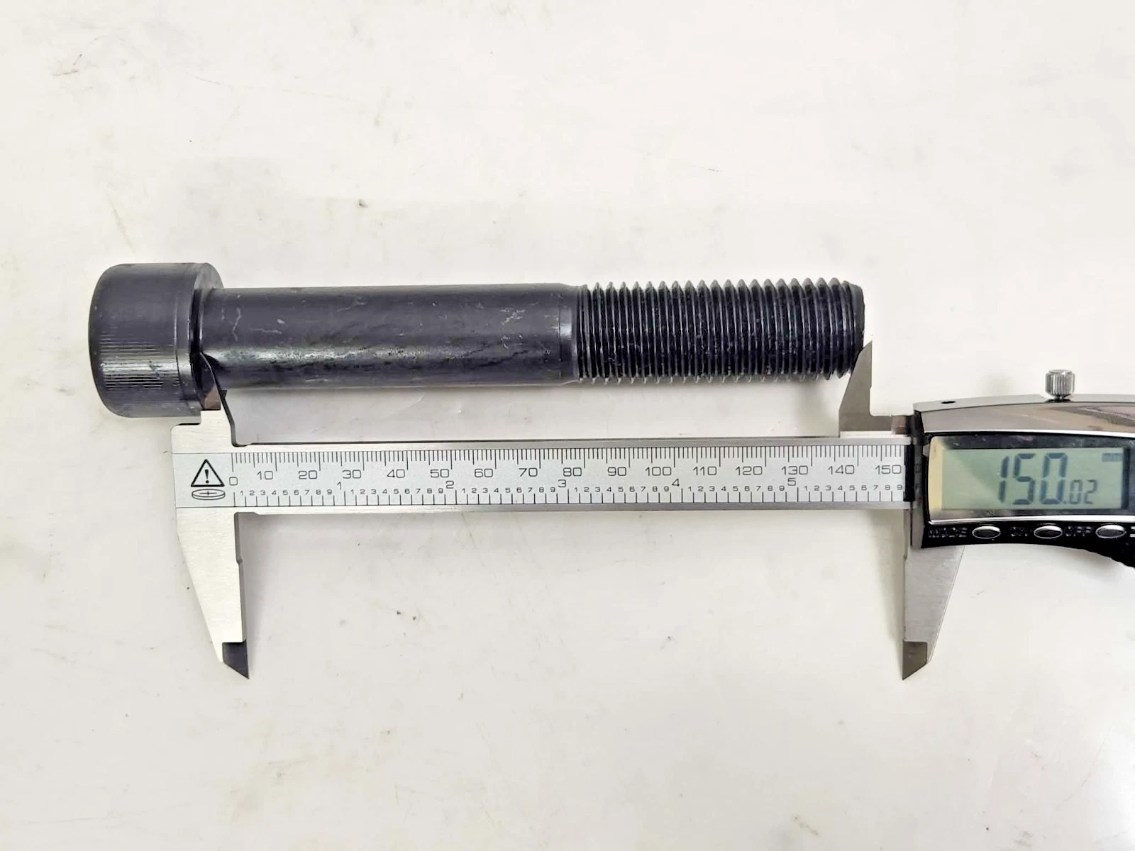 YFS 12.9 M24-3.0x150 Socket Hex Cap Screw Allen Bolt M24 3.0 x 150mm 12.9 - NEW