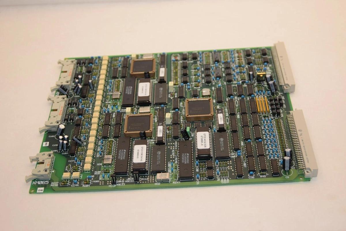 (NEW) MERLIN GERIN / GTCZ 6739828 PC Control Board