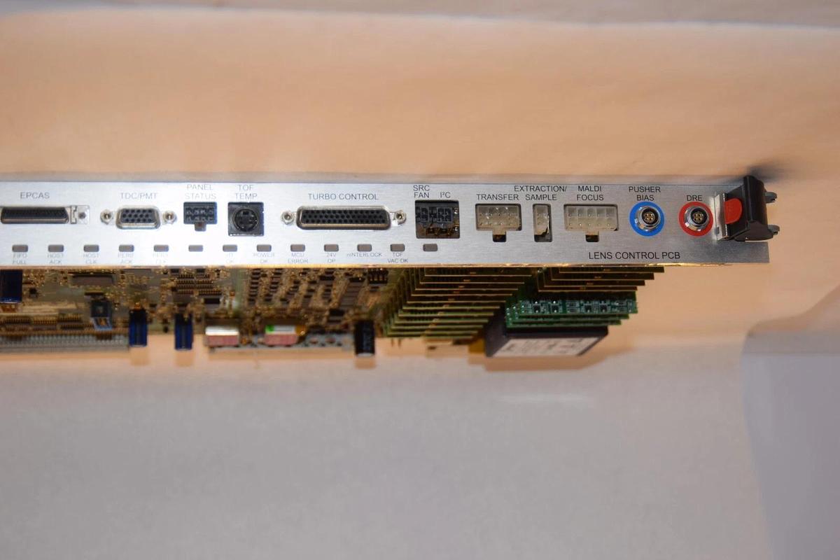 Used WATERS 4258207DC3PL ISS E4 Lens Control PCB Module
