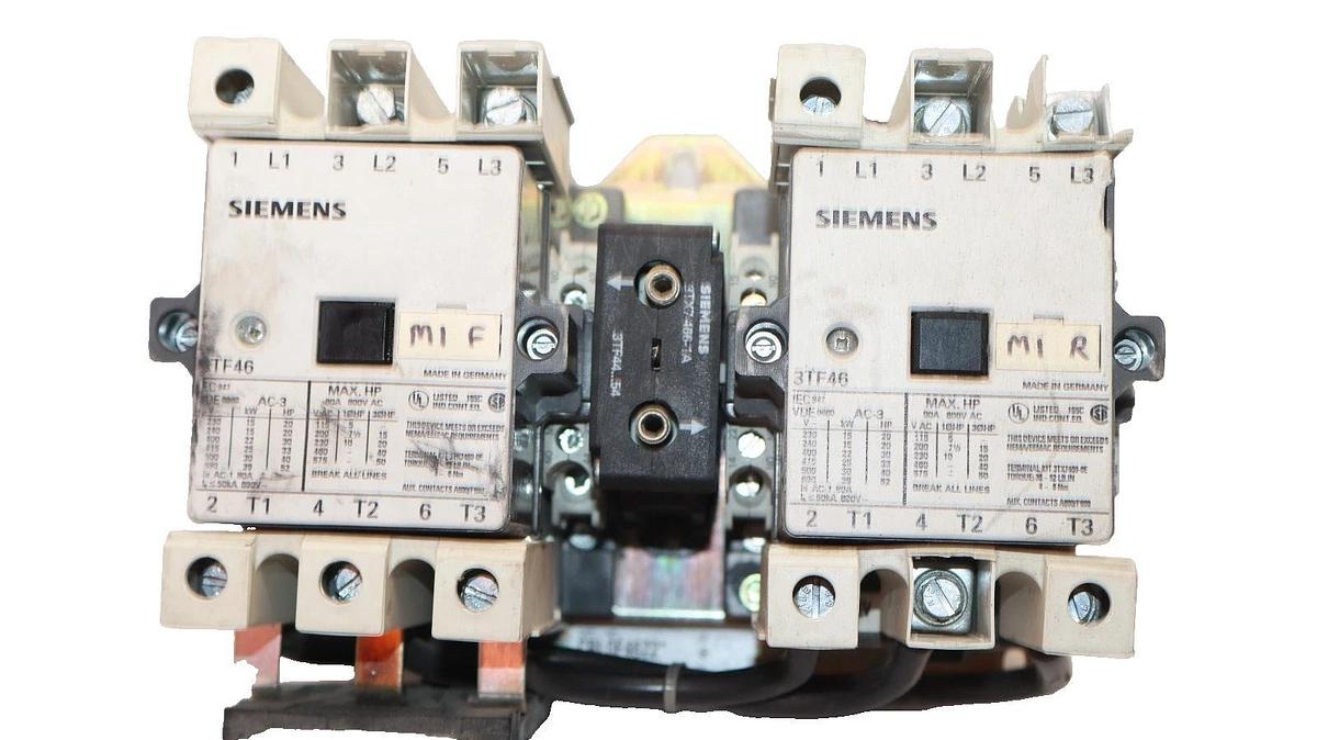 Used Siemens Reversing Starter Contactor CRL0F4622  24vdc Coil (Damaged)