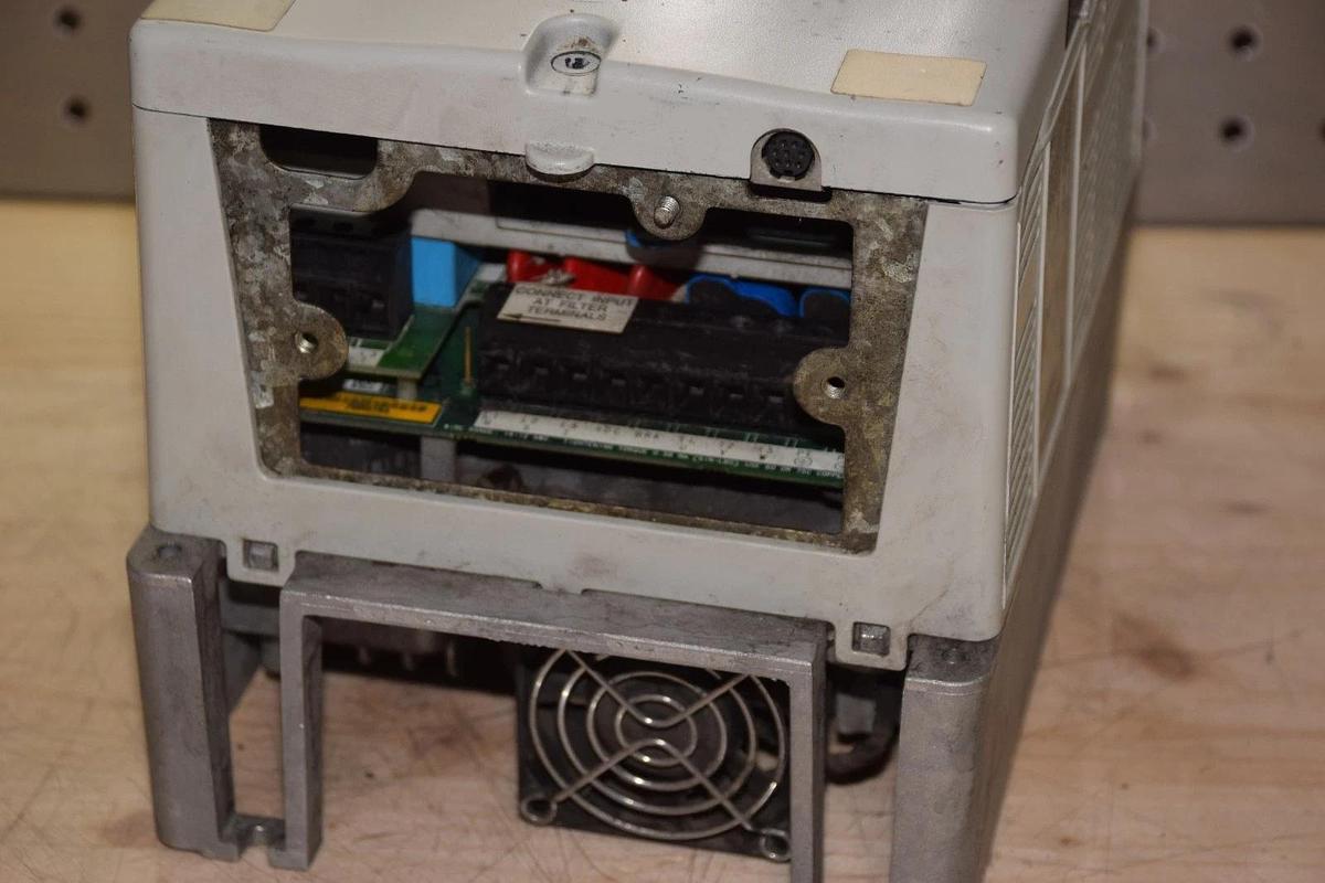 Used Allen-Bradley AB PowerFlex Power Flex 70 Drive 20AD3P4A0AYNANNN Ser. A 2hp 1.5kW