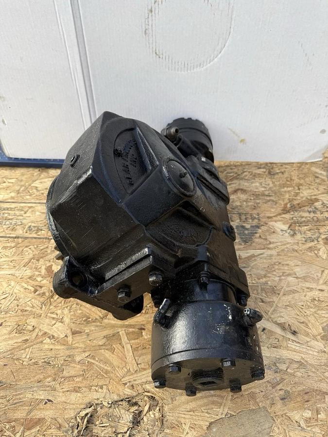 Used Altec Gear Products Worm Gear Box Gearbox 008-000125-1  008-50077 RE1208020F