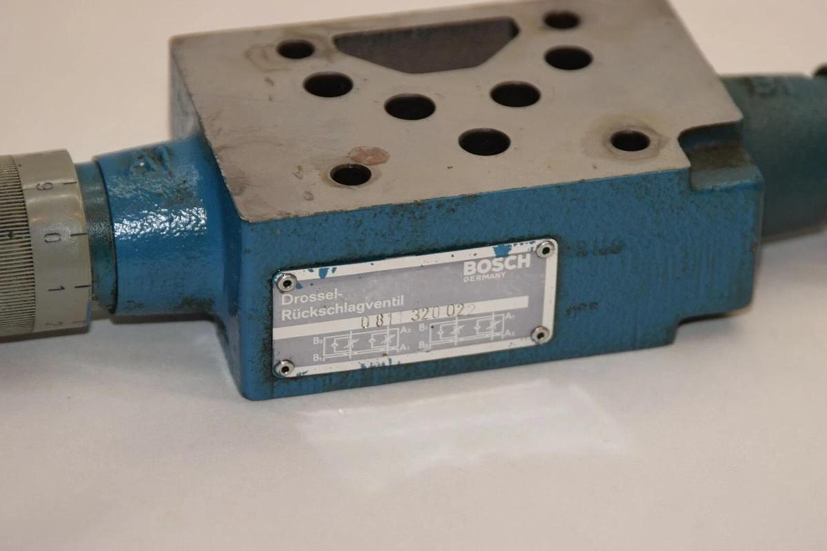 Used Bosch Hydraulic Valve Choke Stack Valve regulator 0811320022  0 811 320 022