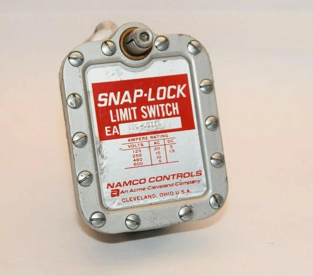 (NEW) NAMCO CONTROLS EA990-00114 125-600V Snap-Lock Limit Switch