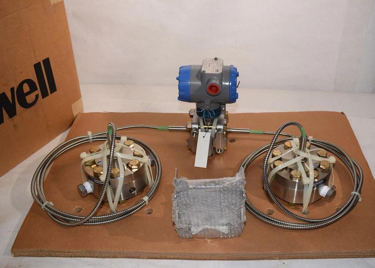 Honeywell STR800 DP Remote Seal ST800 YSTR82D-21CC5B0-(YYY)JBC(Y)S(Y)-B   (NEW)