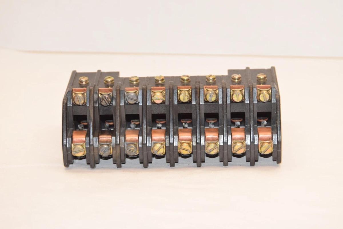 Used SQUARE D 8903 L0 1200 20A Series C Lighting Contactor *Base Only*