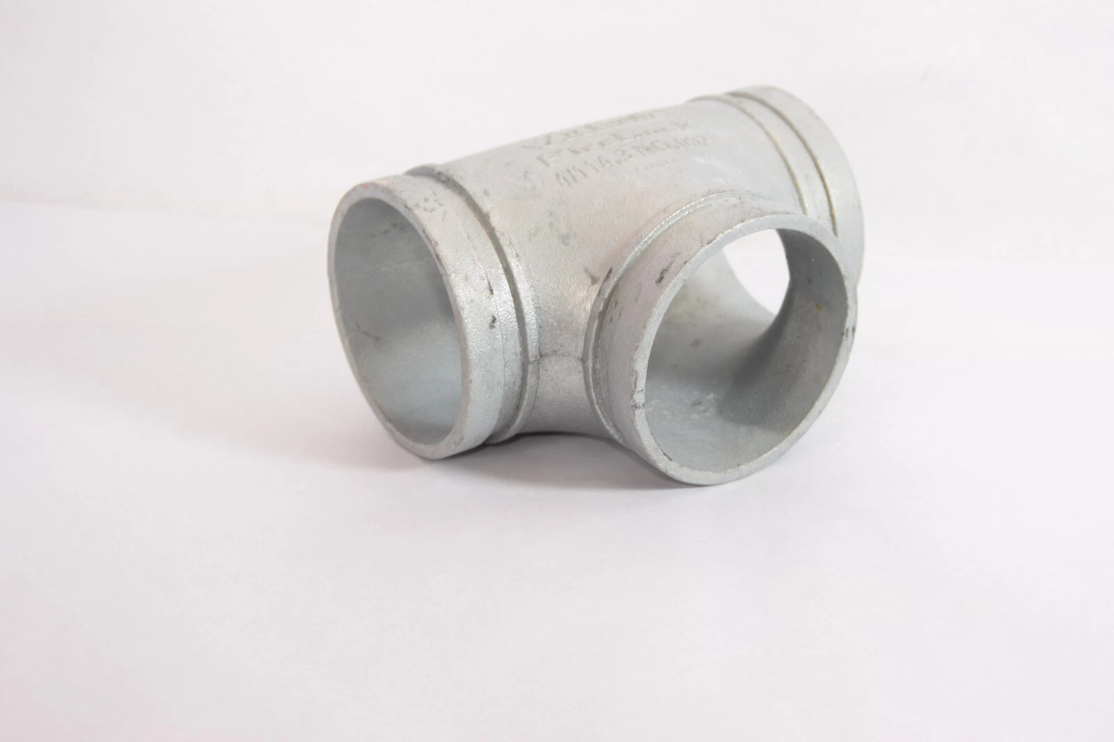 (NEW) VICTAULIC 4/114.3 No. 002 C-E=4.00 IN 4" FireLock Straight Grooved Tee