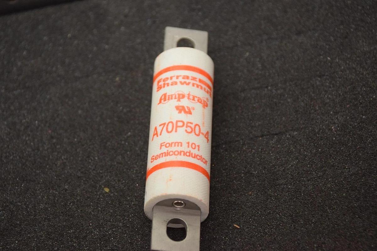 FERRAZ SHAWMUT A70P50-4 A70P504 50A AMPTRAP SEMICONDUCTOR FUSE NEW