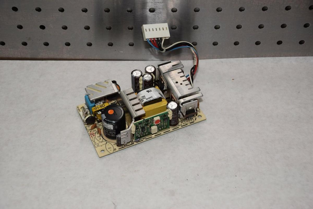 Used COMPUTER PRODCUTS NLP65-7608 100-240VAC 1.8-1.0A 50/60Hz POWER SUPPLY