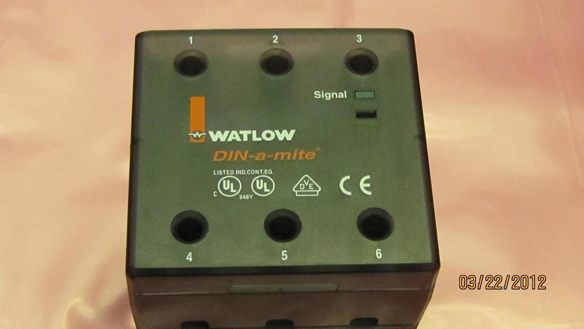 Used WATLOW CONTROLS DIN-A-MITE DB3C-1560-C000 DB3C 1560 C000 DB3C1560C000