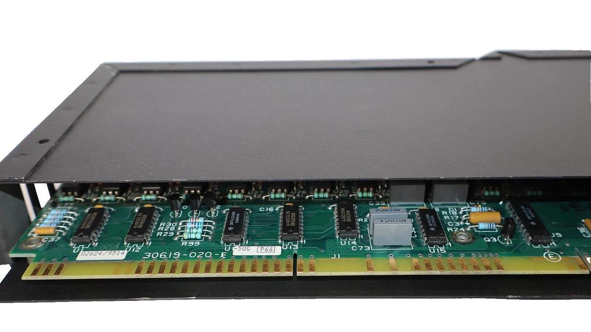 Used Square D Sy/Max Output Module 8030 ROM-221 8030-ROM221 Series F2 (Lot of 3)