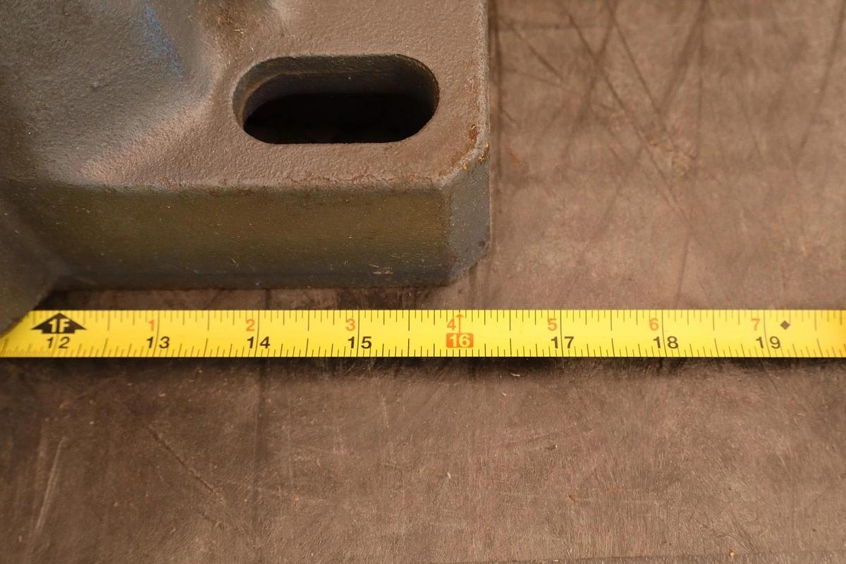 SKF Pillow Block HOUSING 4-Bolt SAF-522 SAF 522-A SAF 522 SAF522 FSAF 522-A *NOS