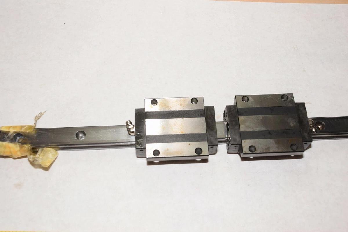 Used THK Linear glide rail " bearing THK Rail A2C 487 SHS20C 2C096