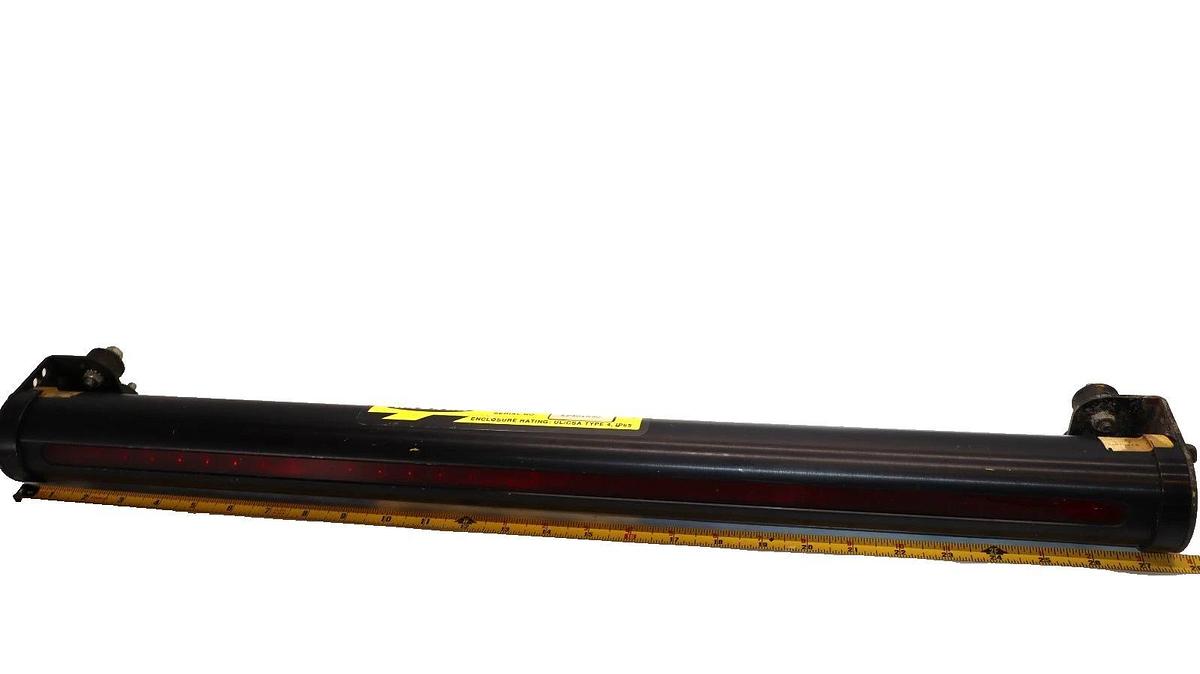 Used Banner Light Curtain Emitter MGE2416A Beam-Array