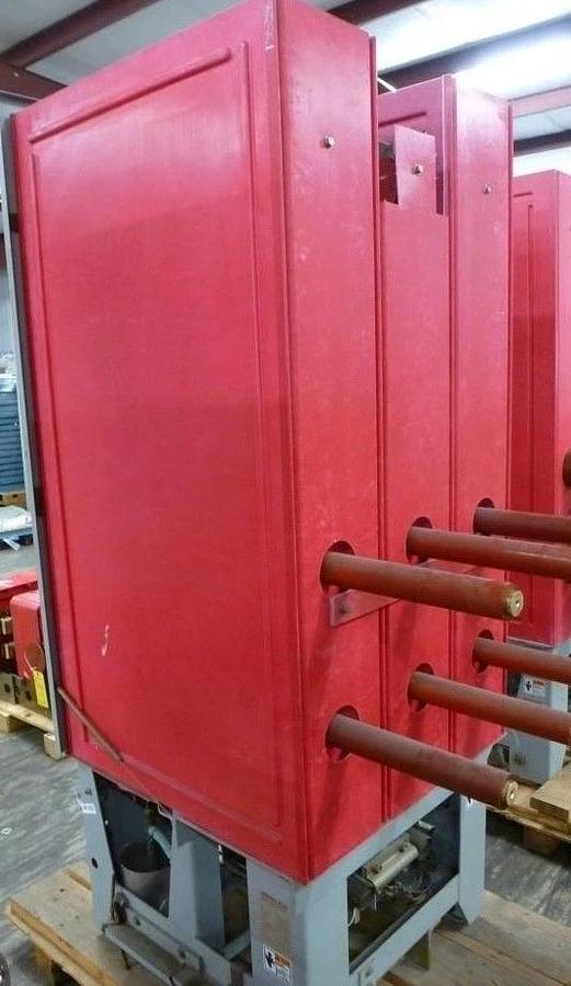 Used Siemens High Voltage Circuit Breaker FB-500A1 512-2 1200A 125 vdc 1200 A 125v