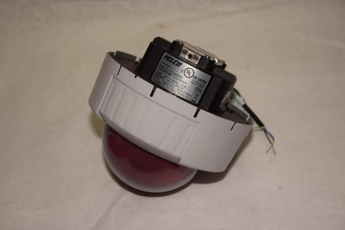 (New) Pelco IS50-DWSV8F Outdoor High Res Flush Mount Day/Night WDR Dome Camera