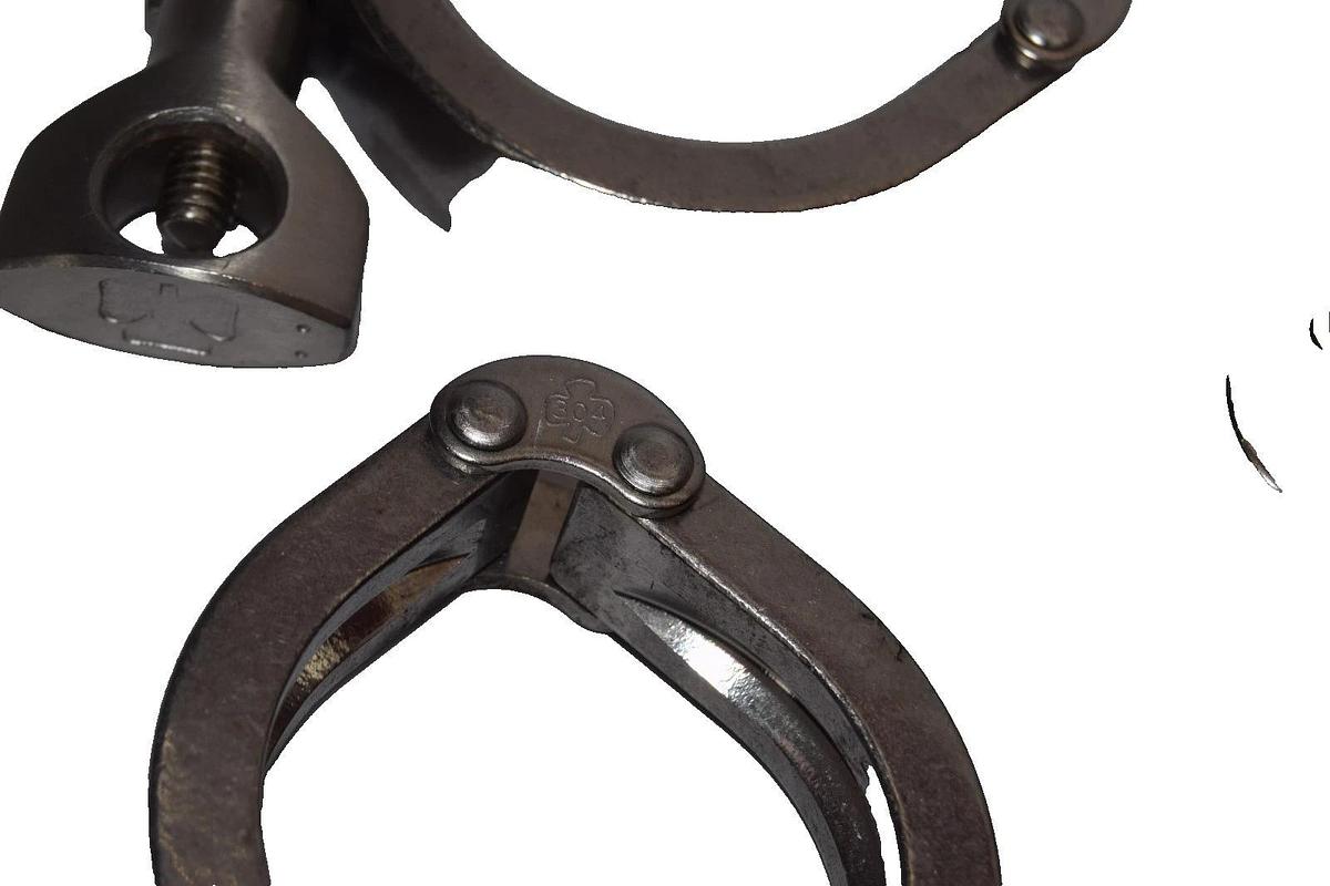 Tri-Clover 2-1/2" 304 Stainless Steel Sanitary Clamp (New - Lot of 4)