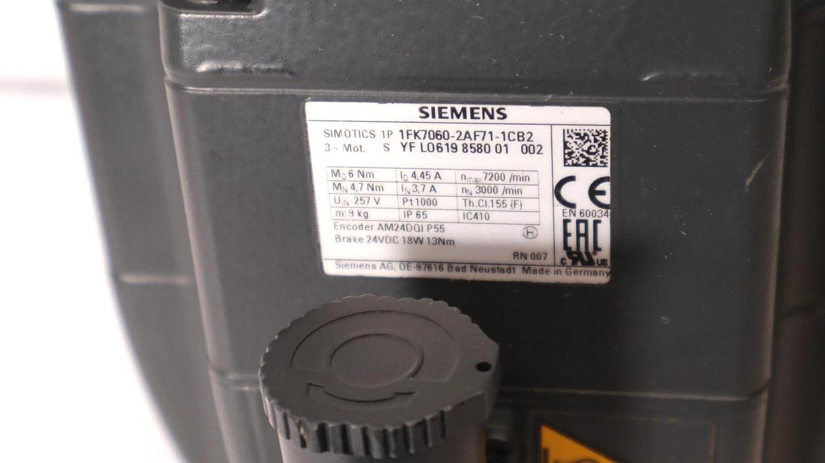 SIEMENS Servo Motor 1FK7060-2AF71-1CB2 1FK70602AF711CB2 3.7A 3000rpm 3ph (NOS)