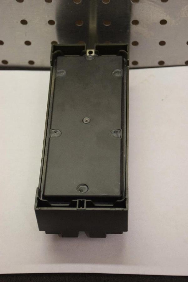 Used GE FANUC  IC677DBI008-AA 24VDC, 8Pts, DI8