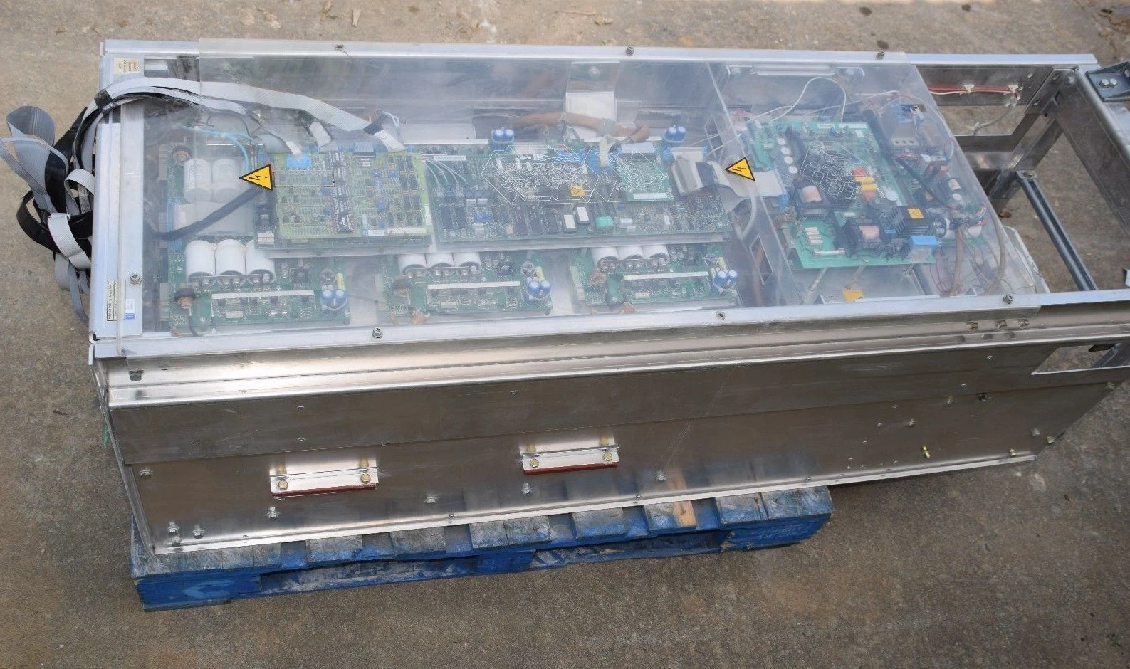 Used ABB Drive SAFUI SAFUI-870F-575 Stromberg 575V 700-870KVA 500HP SAFUI 870 F 575