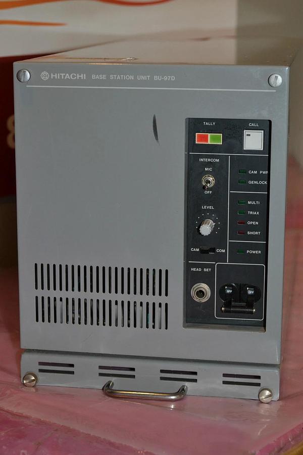 Used HITACHI BASE STATION UNIT BU-97D BU 97D BU97D BU-97D1U BU 97D1U BU 97D1U