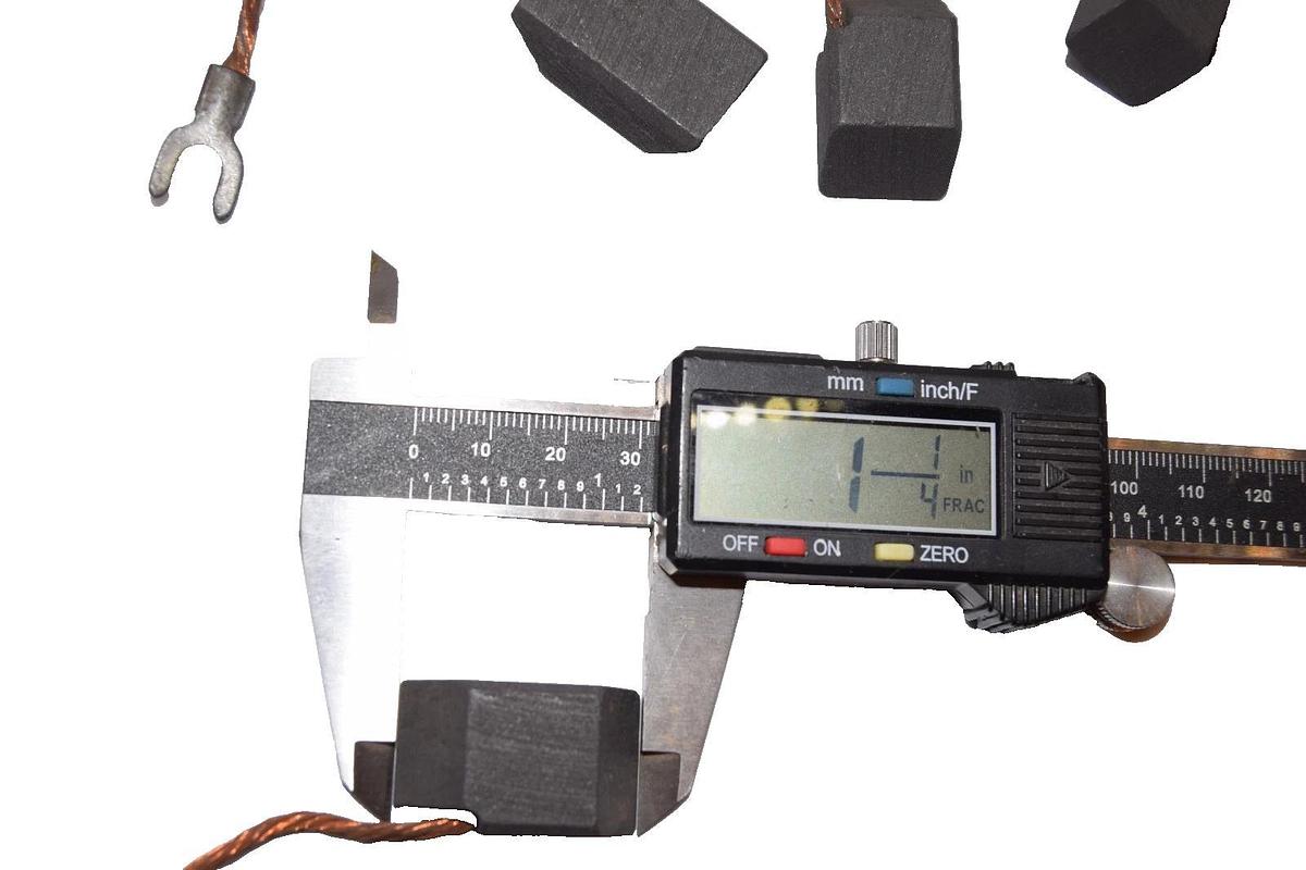 Southern Carbon Motor Brush Brushes 43 3/4" x 1/2" x 1-1/4"  (New, Lot of 8)