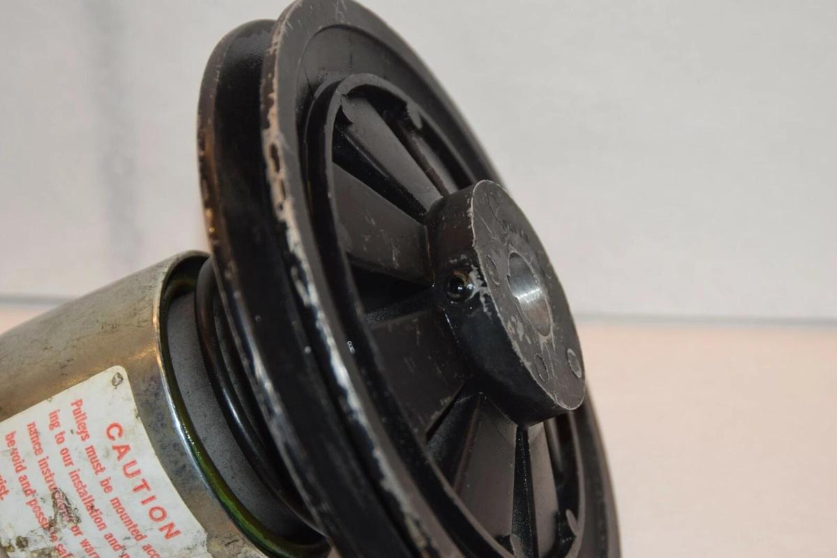 (NEW) LOVEJOY 1600 3/4 Variable Speed Pulley 3/4" Bore