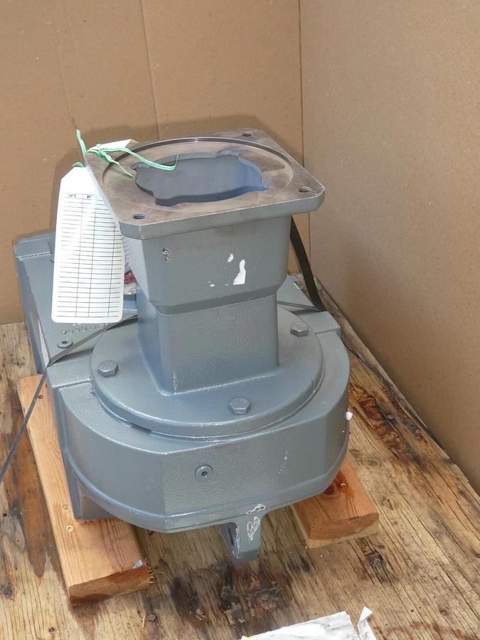 Refurbished Sew Eurodrive Gearbox FA87GAQA190/3, 262 2A7F2C10515879 FA87GAQA190/3,262 11.5:1