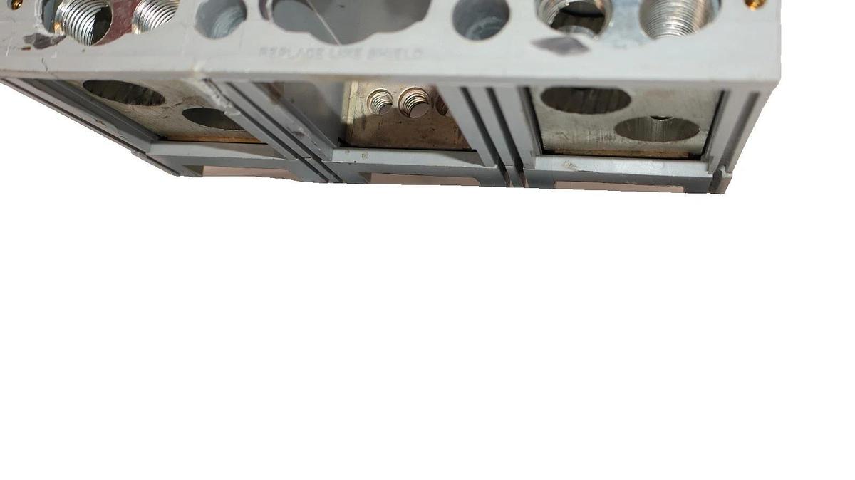 Used ITE HJ63F400 400A 3P Circuit Breaker With S01J60 Shunt Trip