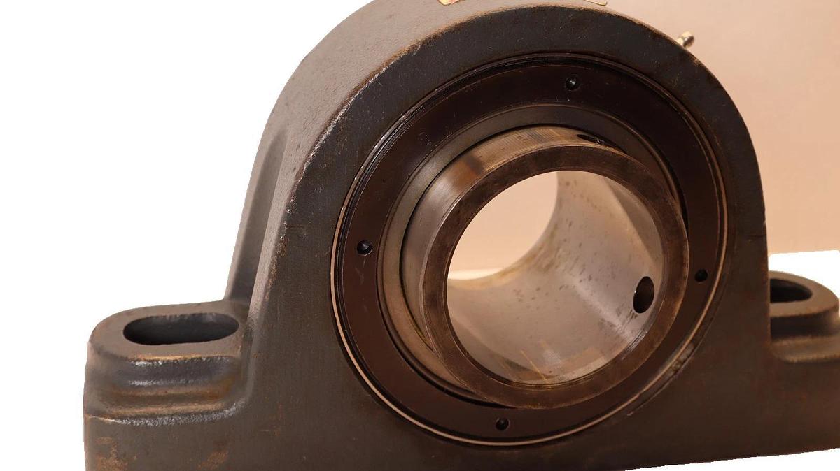 LINK-BELT PE-B22451H PEB22451H 3-3/16" Spherical Roller Pillow Block Bearing