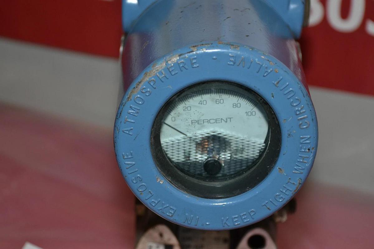 Used FISHER ROSEMOUNT TRANSMITTER C1151GP0E22M1C6 C115 1GP0E22M1C6