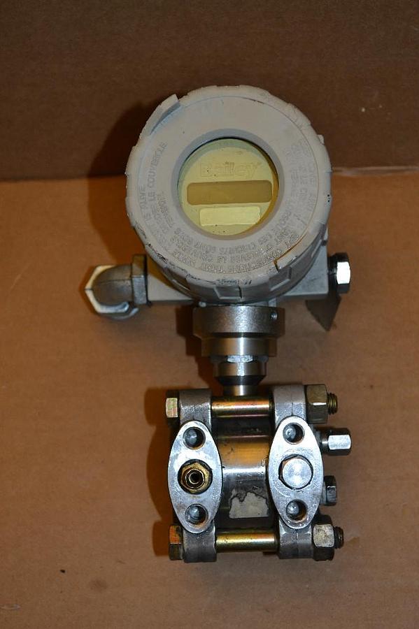 Used BAILEY TRANSMITTER BCN 4-20MA WS6012347B 750 SER: 3711