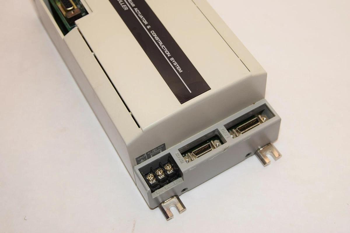 Used SMC LC1-1B3VA1-L5 LC Linear Actuator & Construction System Controller