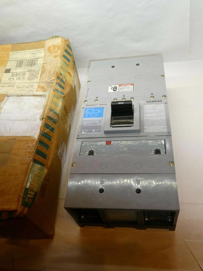 Used (New) Siemens LMXD62B800 Molded Case Circuit Breaker 2P 800 Amp 600V LMXD6 800A