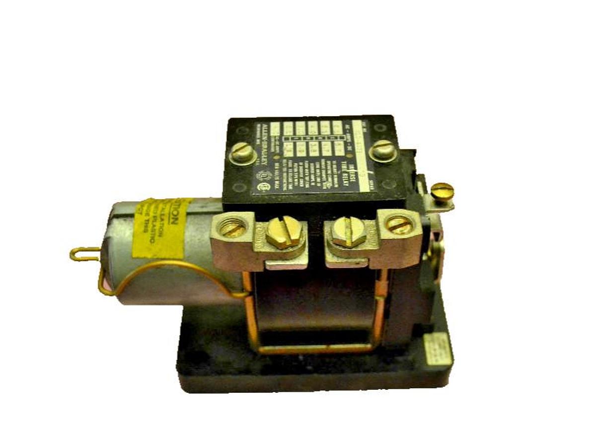 Used Allen Bradley Overload Relay 810-A03B 810 A03B 810A03B 600V 600 V