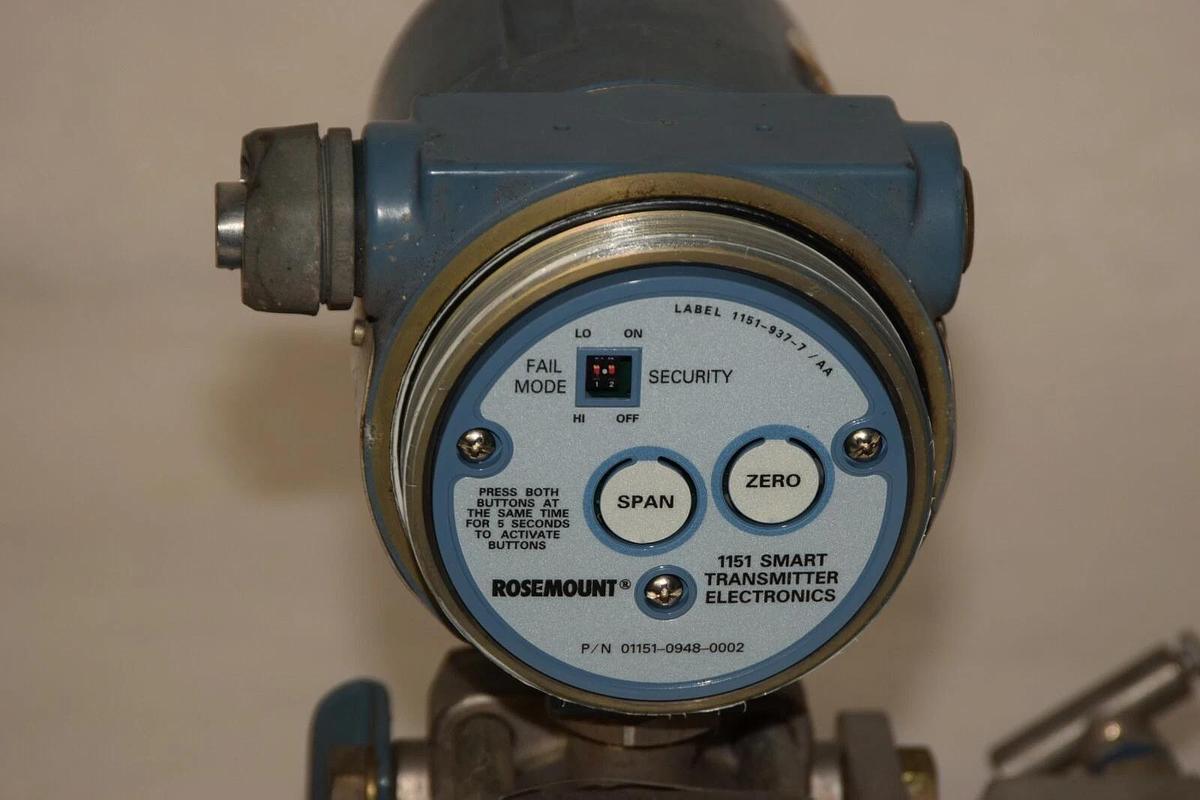 Used ROSEMOUNT 1151 1151DP3S22B1M7 0-30 IN H20 40-20MA 2000psi Pressure Transmitter