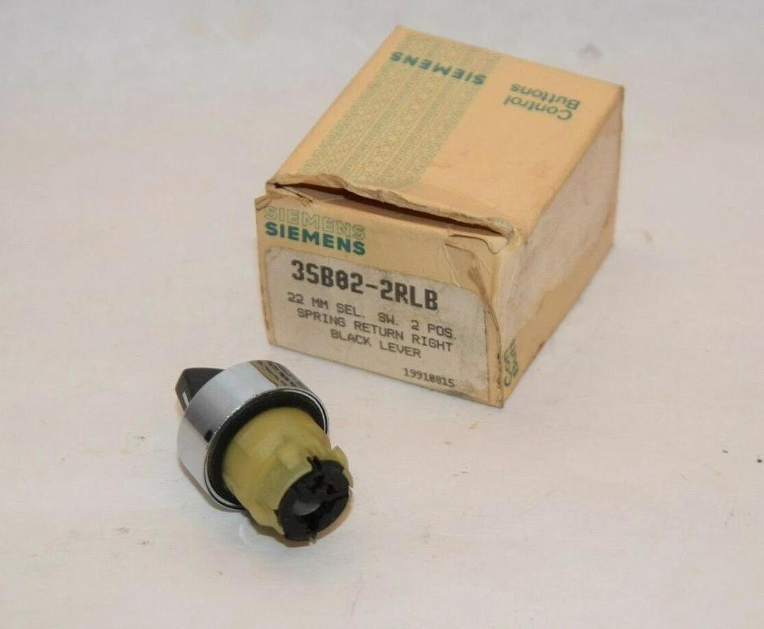 (NEW) SIEMENS 3SB02-2RLB 22mm 2POS Spring Return Black Selector Switch