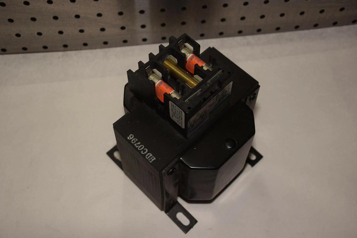 Used HEVI-DUTY E5503PXB .550kVA 50/60Hz CONTROL TRANSFORMER