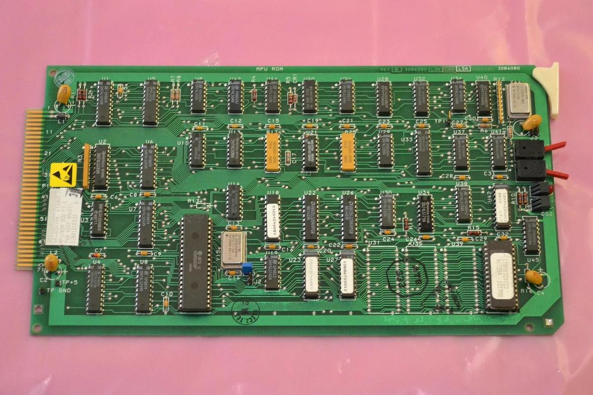 Used FISHER ROSEMOUNT DH6011 CIRCUIT BOARD CARD DH6011
