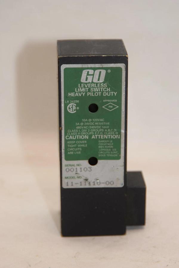 Used GO 11-11110-00 3A/10A 24Vdc / 120Vac Leverless Limit Switch