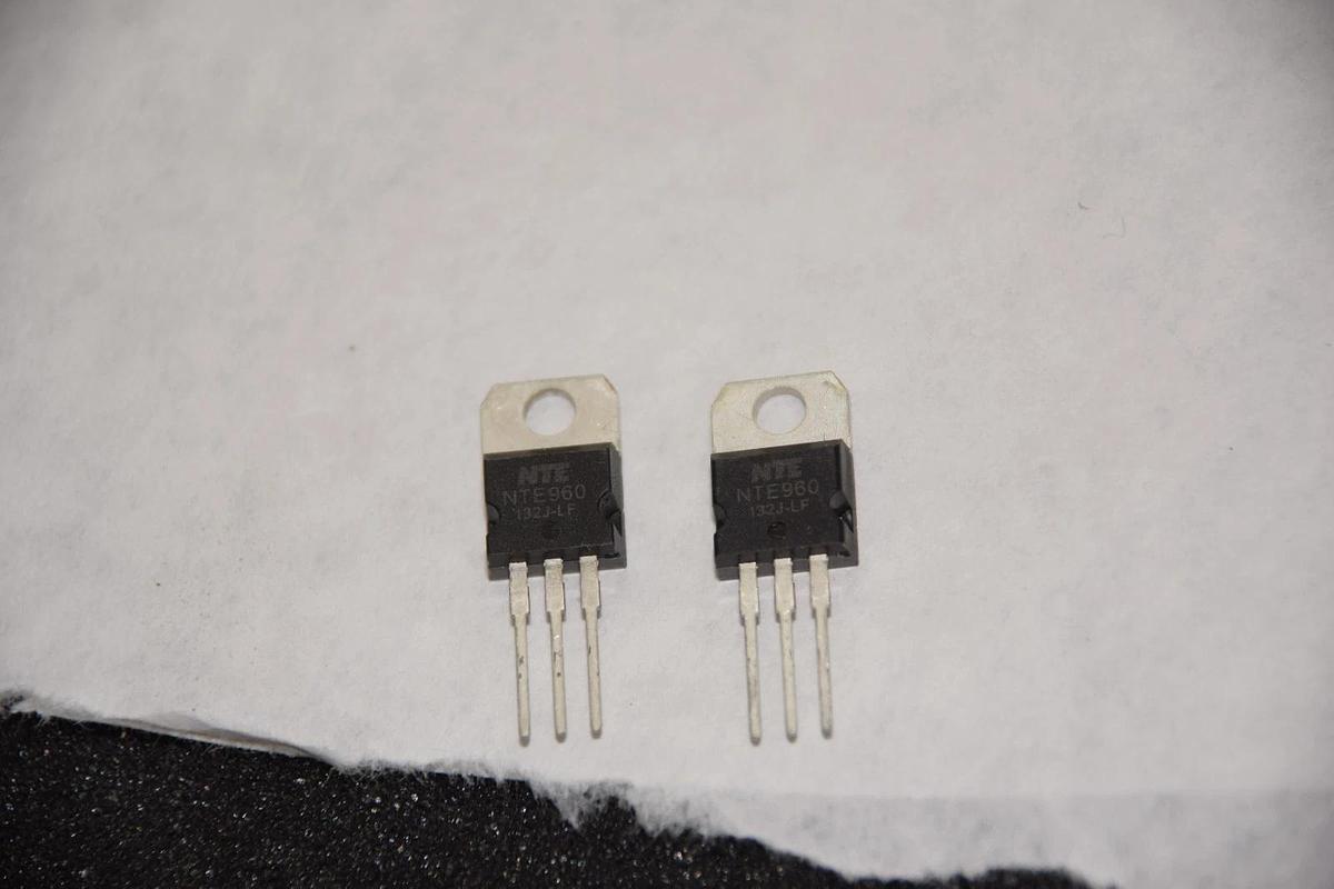 (LOT OF 2) NTE NTE960 132J-LF 3 TERMINAL POSITIVE VOLTAGE REGULATOR NEW