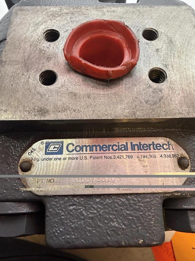 Commercial Intertech Parker Hydraulic Gear Pump 3169718105  SB1685 (Rebuilt)