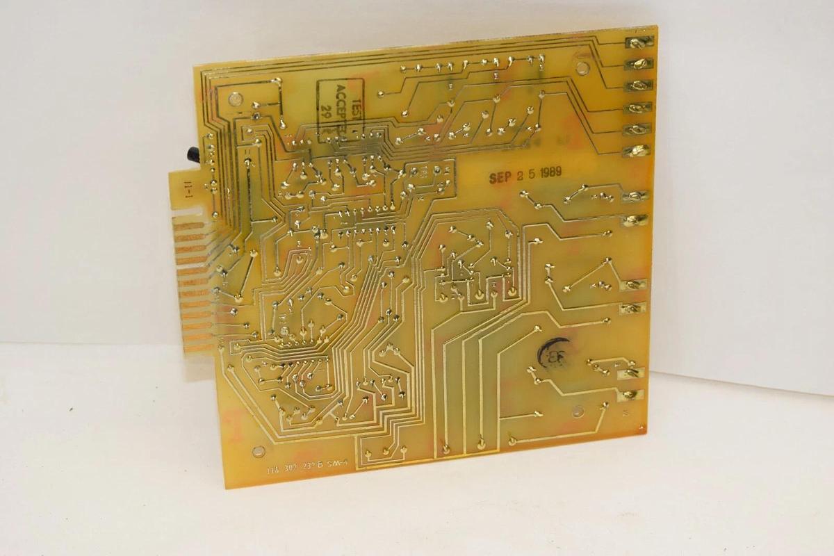 Used EXIDE 118 302 232 B SM-4 101072124 Module Board