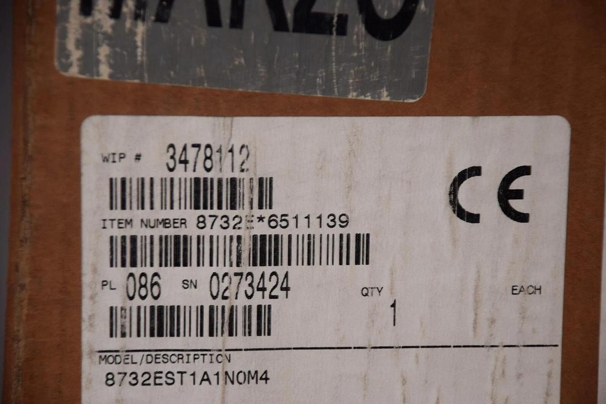 (NEW) ROSEMOUNT 8732EST1A1N0M4 , 8705THA005P1W0N0G1B3Q4 Pressure Transmitter