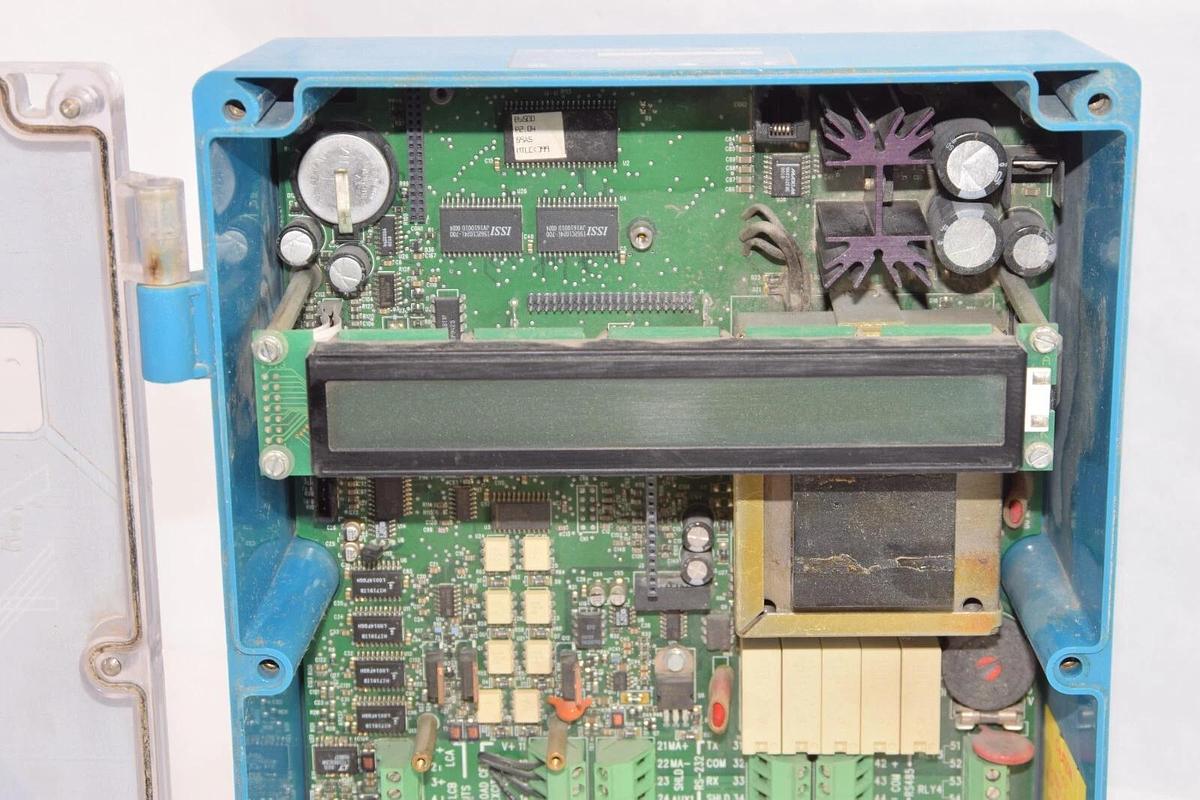 Used MILLTRONICS BW500 24751504-06 100/115/200/230V Accumass Control Module