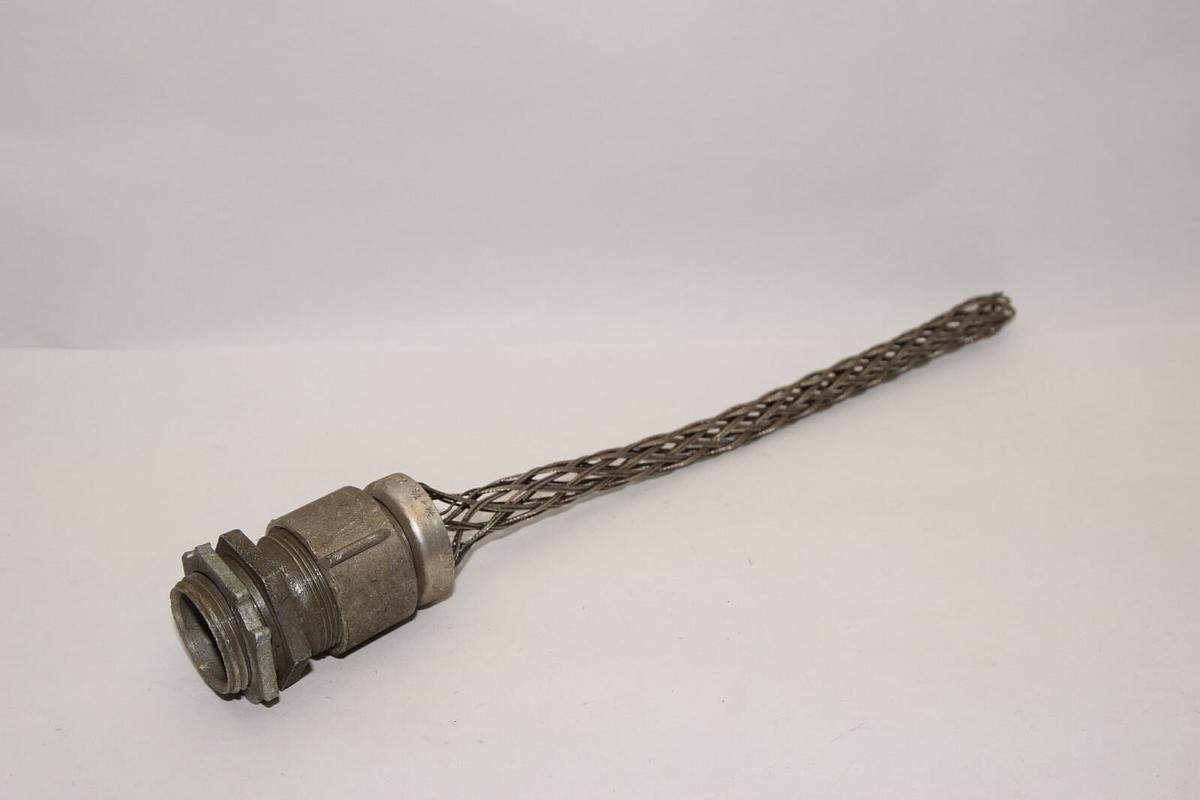 (NEW) ECONOMY GRIP NORWAY 3/4-7/8 Approximately 8.5" Strain Relief Grip Cord