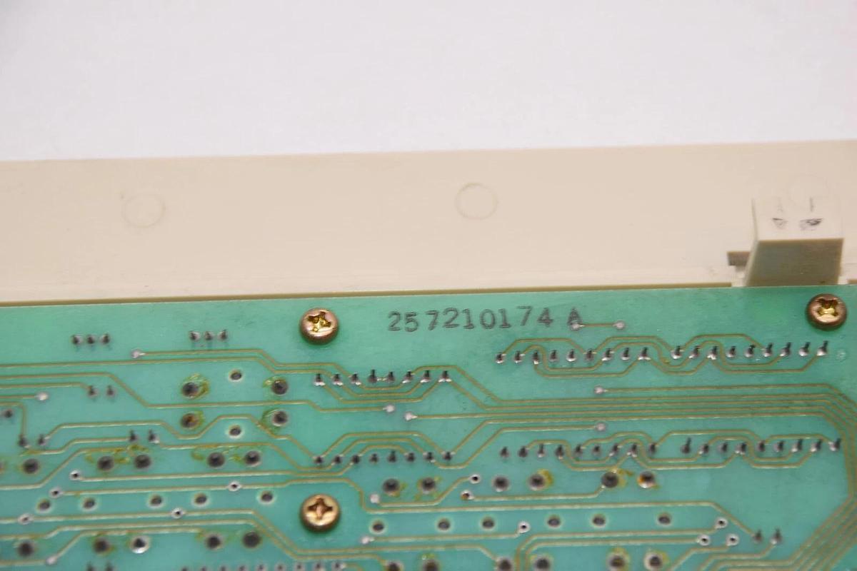 Used RELIANCE MD-B3003C , MDB3003C Keypad Operator