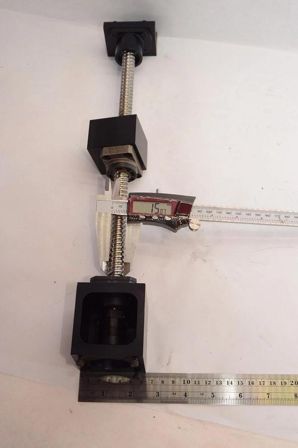 Used THK KX 11076 KX11076 Ball Screw