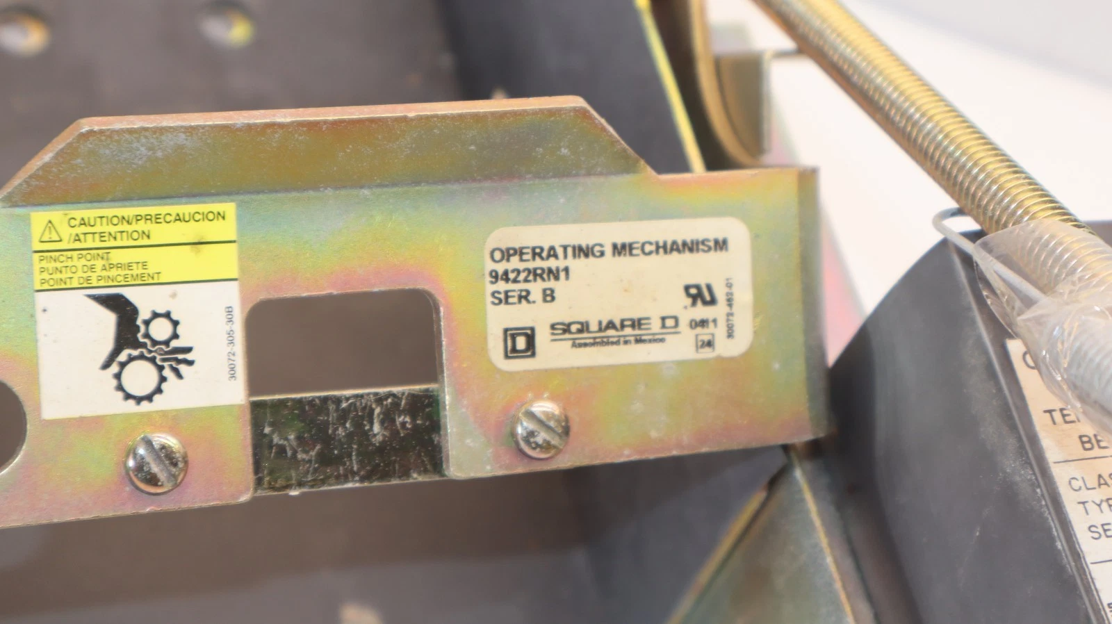 Used SQUARE D 9422RN1 Remote enclosure Disconnect Switch handle for FAL34000 Breaker
